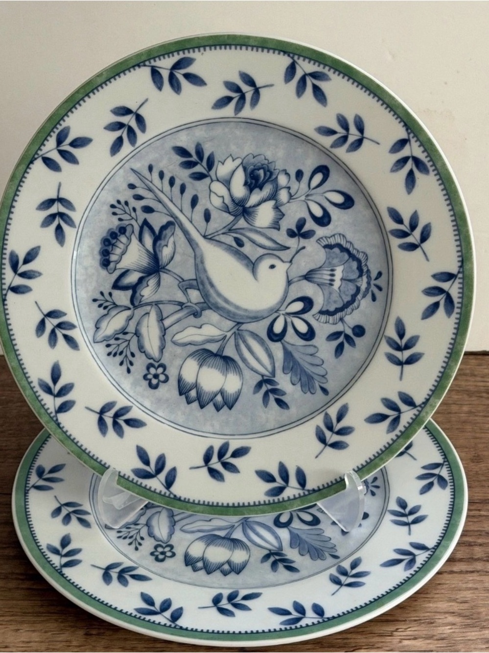 SET OF TWO Villeroy & Boch Switch 3 Cordoba Bird Salad Plates 8 1/4" - NEW